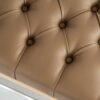 Sitzbank Chesterfield M-DEKO LPP-4 nach Maß aus Holz, mit Schuhregal und gestepptem Sitz aus hellbraunem Kunstleder