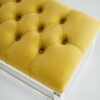 Sitzbank Chesterfield M-DEKO LPP-4 nach Maß aus Holz, mit Schuhregal und gestepptem Sitz aus gelbem Velours